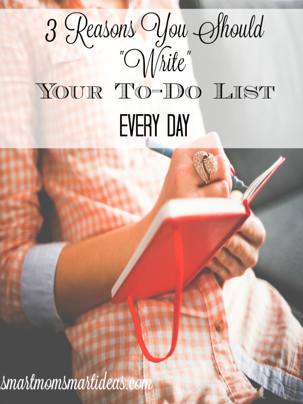 3 reasons you should "write" your to-do list every day. Do you struggle to complete your top 3 goals or priorities every day? Learn why writing your "to-do" list helps you complete those tasks successfully.