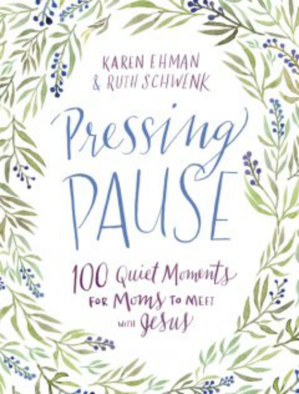 Review: pressing pause. Encouragement and inspiration for moms.