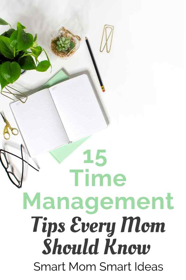 Could you use an extra hour in your day? Try these time management tips to get your time back and be more productive every day. #smartmomsmartideas, #timemanagement, #productivitity