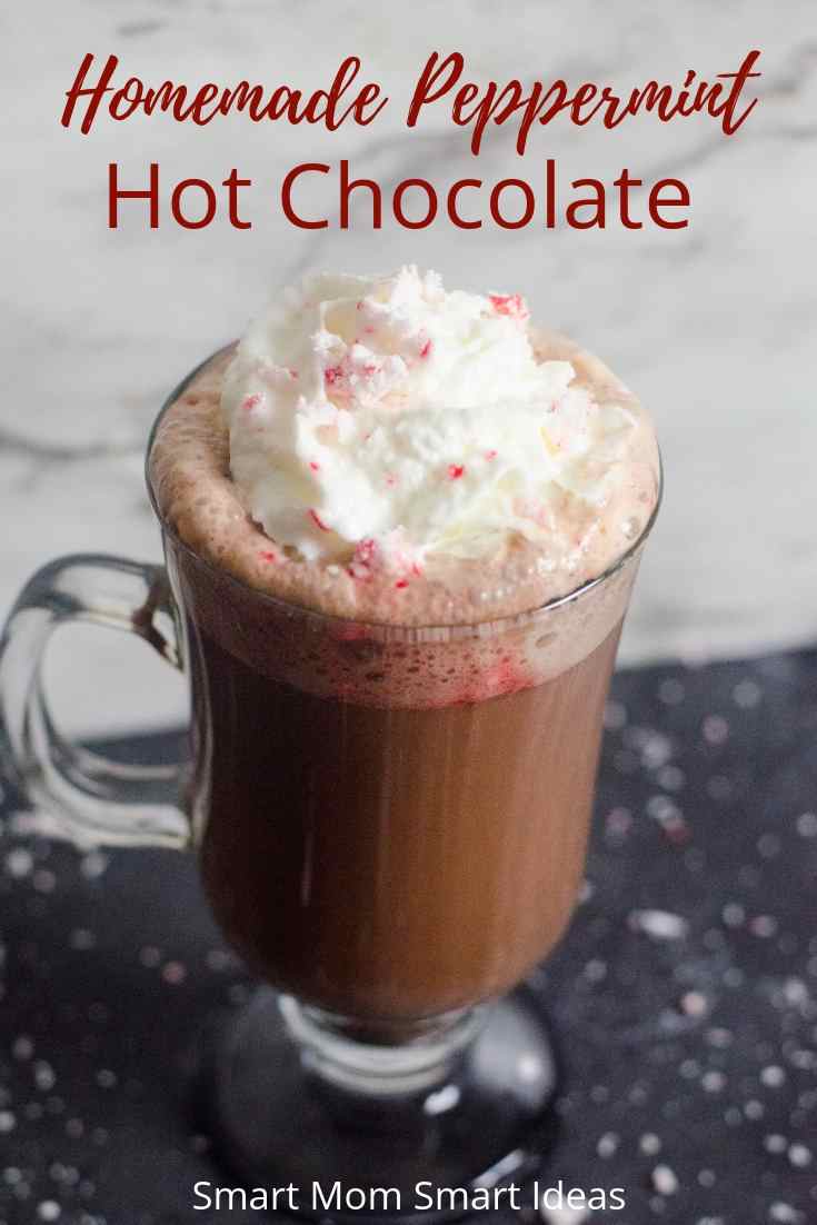 Homemade peppermint hot chocolate recipe | #smartmomsmartideas, #hotchocolate, #hotchocolaterecipe, #christmas
