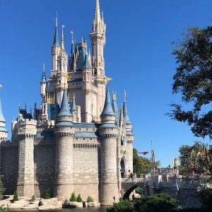 How to plan a Disney vacation
